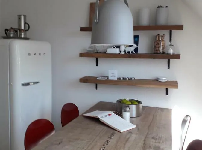 Charmante, Moderne Wohnung